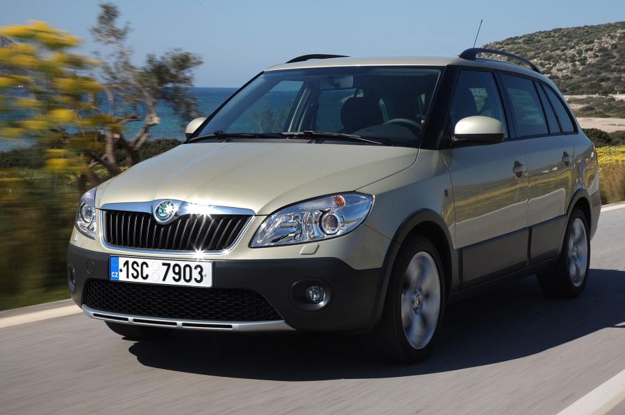  Skoda Fabia Scout 2011 года  (фото 2 из 13)